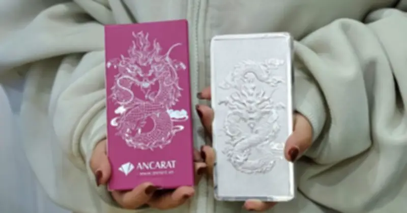 Giá bạc tăng nhẹ tại Việt Nam, thị trường thế giới biến động quanh 80 USD/ounce