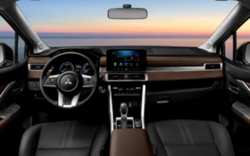 Giá Bán Mitsubishi Xpander Giảm Sốc, Cạnh Tranh Trực Tiếp Với Toyota Vios