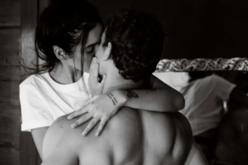 Gái bẫy đòi qua đêm với chồng người khác, người phụ nữ nhận kết đắng