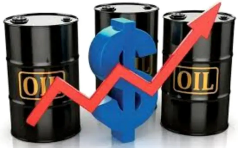 Giá Dầu Thế Giới Tăng Mạnh Trở Lại, Áp Lực Lên Thị Trường Xăng Dầu Toàn Cầu