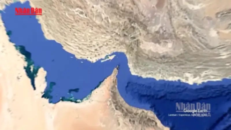 Giá dầu thế giới tăng mạnh vì căng thẳng eo biển Hormuz, thị trường tài chính biến động