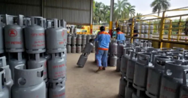 Giá gas TP.HCM tăng mạnh 2.500 đồng/kg, nguồn cung gián đoạn khiến chi phí đội lên