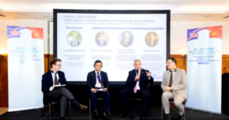 Già hóa dân số và suy giảm miễn dịch: Thách thức toàn cầu và giải pháp từ Anh Quốc