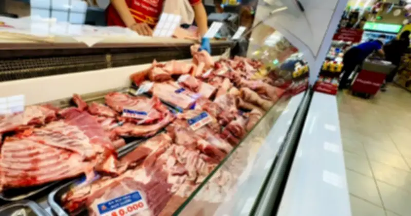 Giá heo hơi miền Bắc tăng, miền Trung và Nam vẫn ổn định, giá vịt giảm mạnh