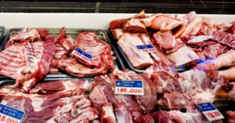 Giá heo hơi đồng loạt giảm, Hà Tĩnh thấp nhất cả nước, Đồng Tháp mất mốc cao