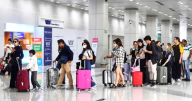 Giá nhiên liệu tăng cao, vé máy bay nội địa có thể áp phụ thu tới 680.000 đồng