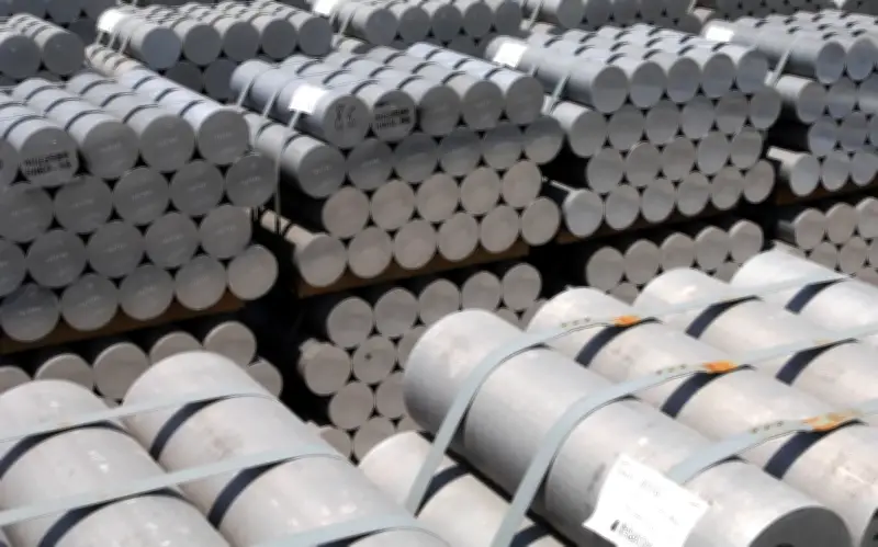 Giá Nhôm Bùng Nổ Sau Cuộc Tấn Công Của Iran, Đe Dọa Khủng Hoảng Nguồn Cung Toàn Cầu