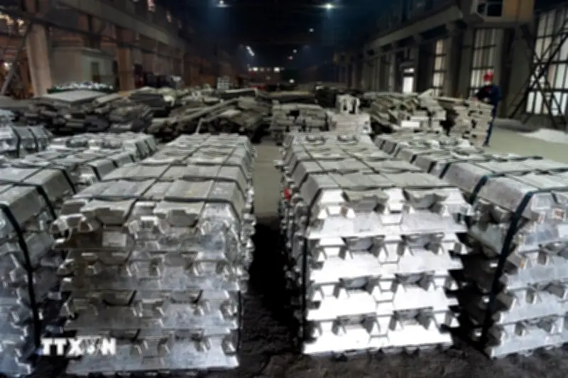 Giá nhôm thế giới tăng mạnh phiên thứ ba liên tiếp, thị trường lo ngại