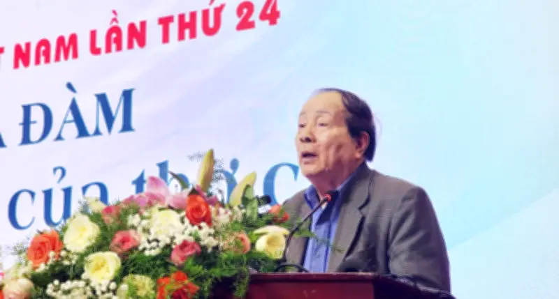 Giữ sự liêm chính: Coi nguồn là giữ phẩm giá của thơ ca