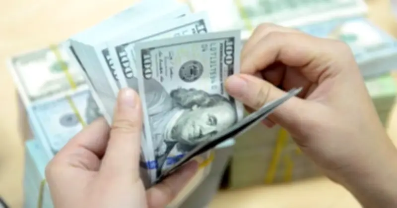 Giá USD trong nước tăng mạnh chiều mua vào, thị trường thế giới biến động phức tạp