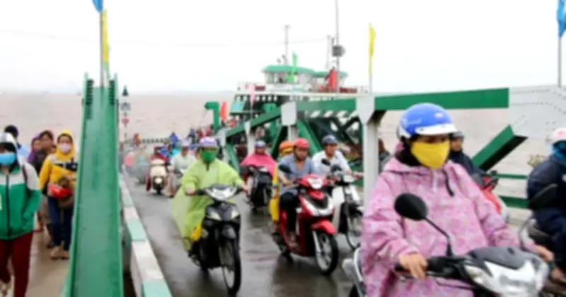 Giá vé phà Bình Khánh, Cát Lái tăng từ 18/3 do giá dầu diesel leo thang