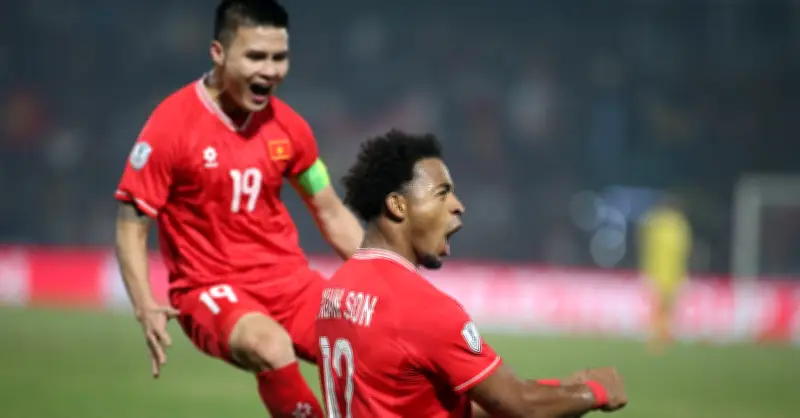 Giá vé trận Việt Nam vs Malaysia cao nhất 400 nghìn đồng, người hâm mộ sẵn sàng chi