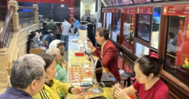 Giá Vàng Hồi Phục Sau Tuyên Bố Của Trump, Nhưng Động Lực Thị Trường Thay Đổi