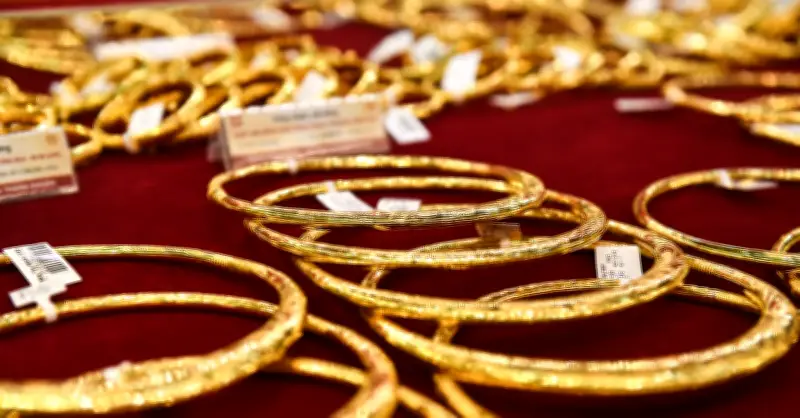 Giá vàng lao dốc đảo chiều: Đợt giảm trước chu kỳ tăng mới hay báo hiệu rủi ro?