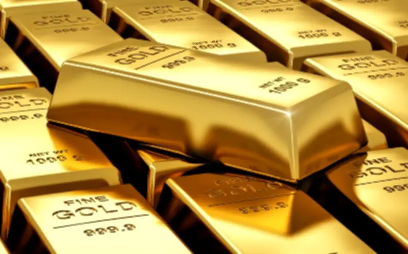 Giá vàng SJC giảm mạnh nhất tuần, thế giới lao dốc hơn 10%