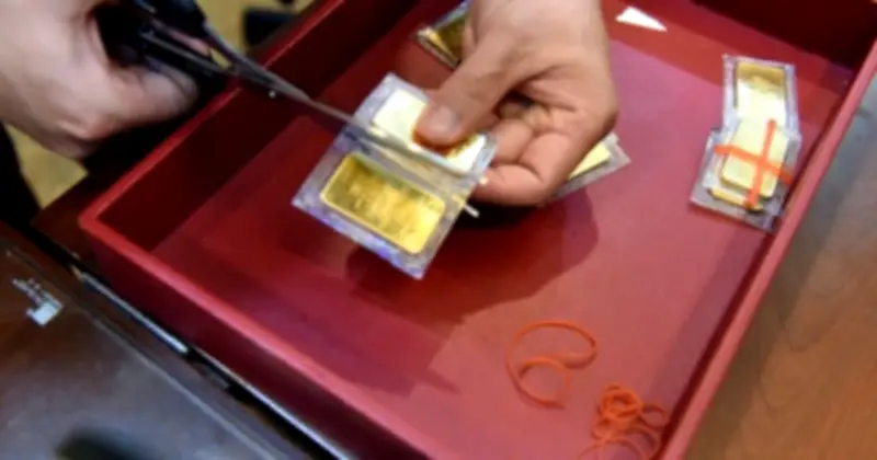 Giá vàng SJC tăng mạnh 1,4 triệu đồng, vàng thế giới vọt lên 5.200 USD/ounce