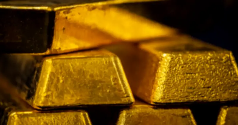 Giá vàng thế giới bứt phá kỷ lục, vượt 5.300 USD/ounce sau căng thẳng Trung Đông