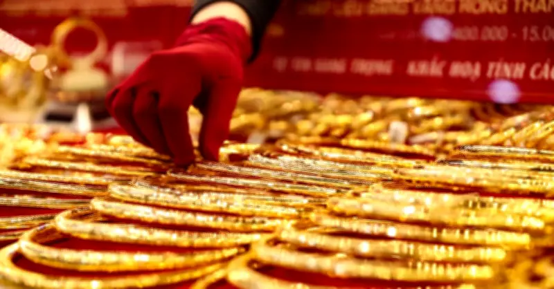 Giá vàng thế giới lao dốc 68 USD/ounce sau phiên giao dịch tối 5/3