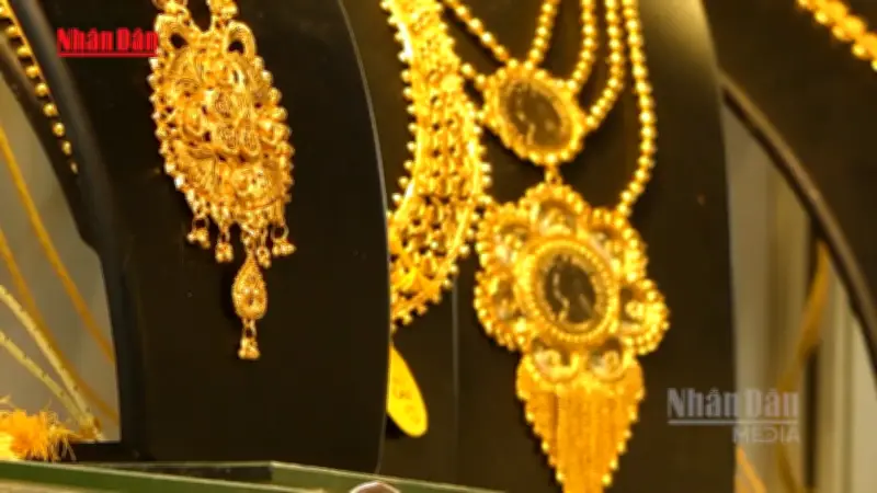 Giá Vàng Thế Giới Tăng Phi Mã Do Xung Đột Trung Đông, Nhà Đầu Tư Tìm Nơi Trú Ẩn