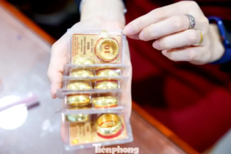 Giá vàng thế giới tăng vọt 71 USD/ounce, trong nước dự báo phá kỷ lục 192 triệu đồng