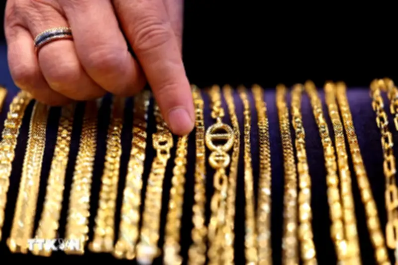 Giá vàng tăng nhẹ trong bối cảnh chờ đợi tín hiệu lãi suất từ Fed