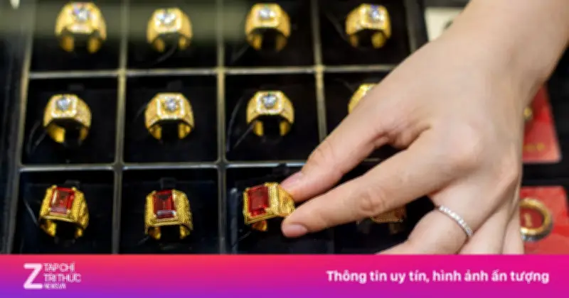 Giá vàng trong nước lao dốc thê thảm, giảm hơn 2 triệu đồng mỗi lượng chỉ sau một đêm