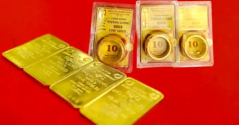 Giá vàng trong nước tăng mạnh, vượt ngưỡng 186 triệu đồng/lượng