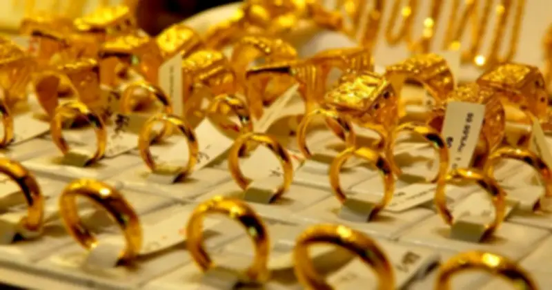 Giá vàng trong nước tăng nhẹ đầu chiều, thị trường thế giới biến động trái chiều