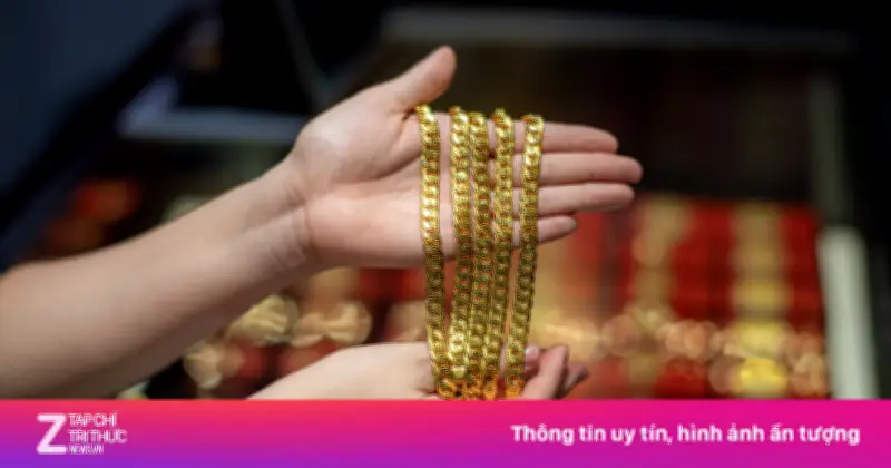 Giá vàng trong nước vọt lên gần 189 triệu đồng/lượng sau căng thẳng Mỹ - Israel tấn công Iran