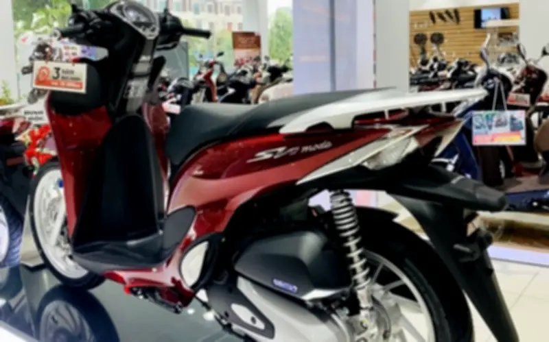 Giá xe máy Honda giảm mạnh: SH, RE khó tin, Vision, SH Mode thấp chưa từng thấy