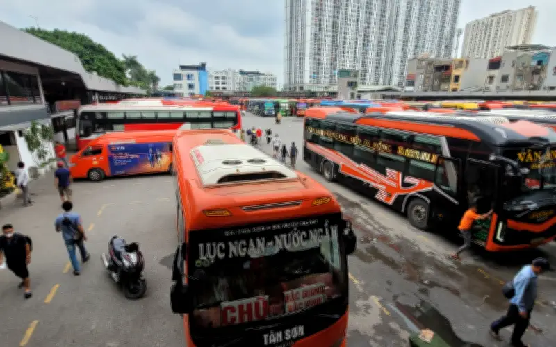 Giá xăng dầu biến động, nhiều lĩnh vực vận tải chịu áp lực chi phí tăng cao