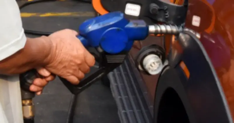 Giá xăng dầu tăng mạnh lần thứ 3 liên tiếp, Thủ tướng chỉ đạo sử dụng Quỹ bình ổn