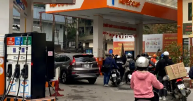 Giá Xăng Dầu Tăng Mạnh Lần Thứ Hai Liên Tiếp, Liên Bộ Điều Chỉnh Từ Chiều 5/3