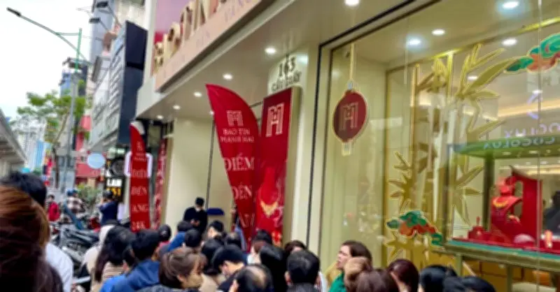 Giá Xăng Dầu Tăng Phi Mã, Vàng Sốt Giá Và Thị Trường Toàn Cầu Chao Đảo