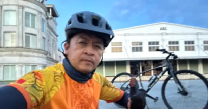 Giá xăng tăng thúc đẩy người dân TP.HCM chuyển sang đạp xe đi làm: Kinh nghiệm và thách thức