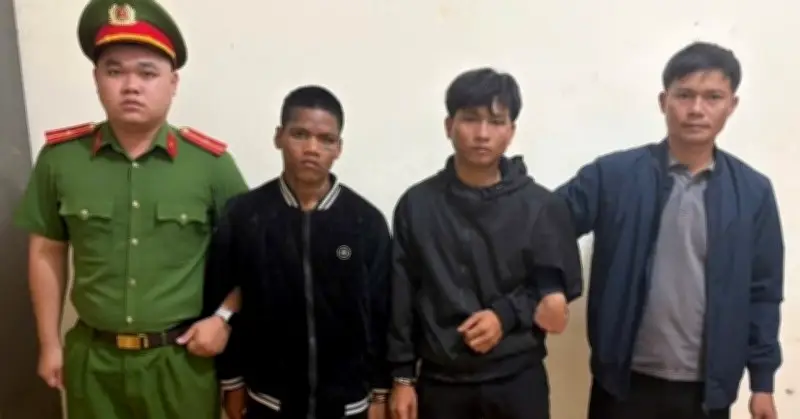 Gia Lai bắt giữ hai nghi phạm cướp tài sản 40 triệu đồng bằng dao