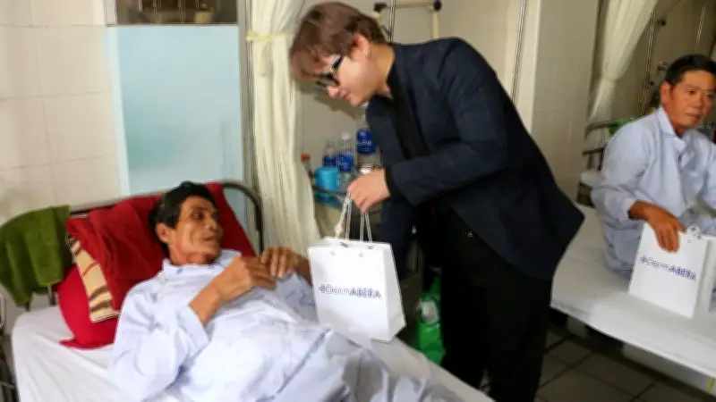 Gian Hàng 0 Đồng Trao 650 Phần Quà, Hỗ Trợ Bệnh Nhân Tại Bệnh Viện Trung Ương Huế