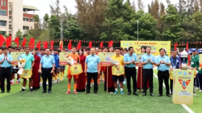 Giải Bóng Đá Sinh Viên 2026 Khai Mạc Sôi Động Với Sự Góp Mặt Của Ông Park Hang-seo