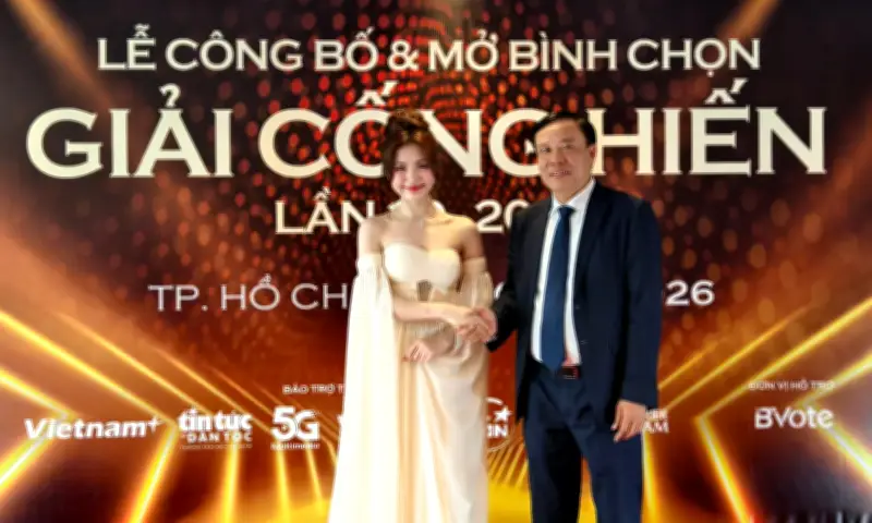 Giải thưởng Cống hiến lần thứ 20: Lần đầu tiên chọn bộ đôi Đại sứ