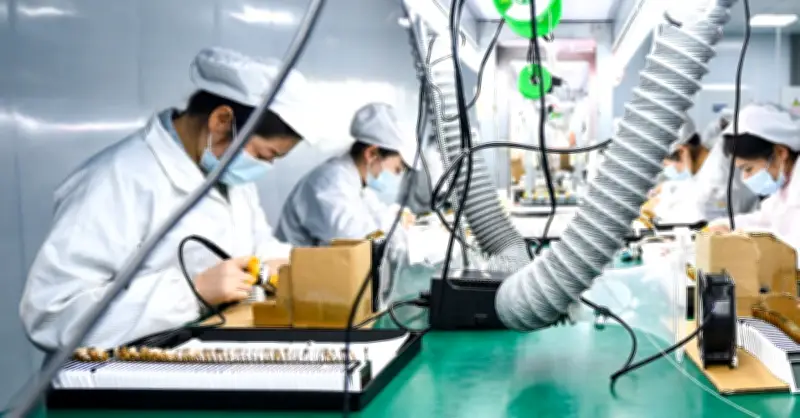 Giới tinh hoa Trung Quốc ưu tiên nhà máy thay vì doanh nghiệp công nghệ