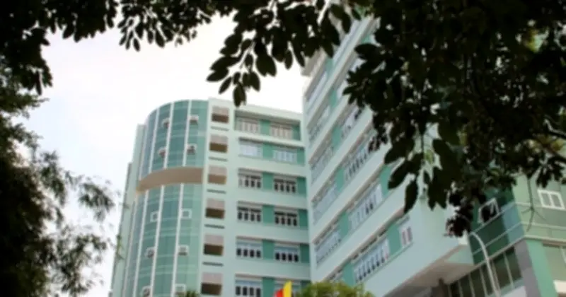 Giảng viên trường Cao đẳng Kinh tế - Công nghệ TP.HCM chịu cảnh không lương suốt 3 năm