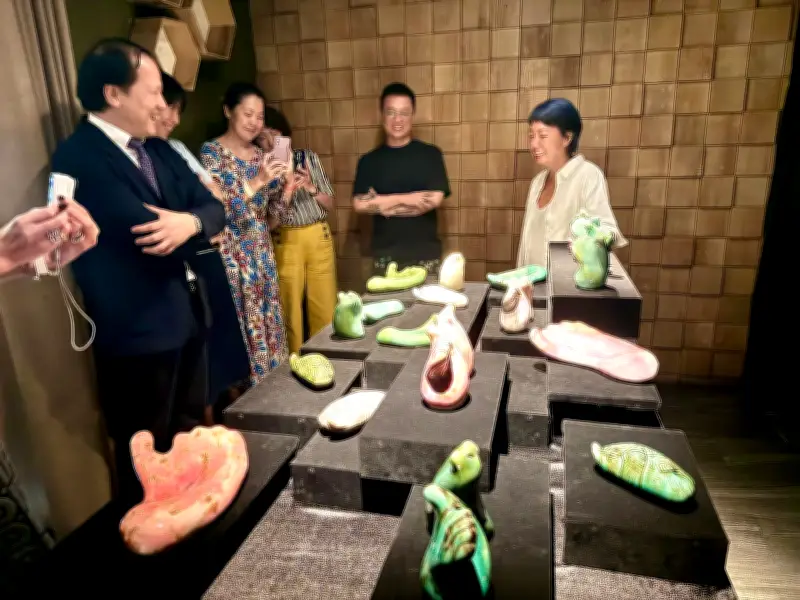 Gốm Bát Tràng Gặp Fine Dining: Bộ Sưu Tập 'Giao Chỉ' Tái Hiện Ký Ức Văn Hóa Việt