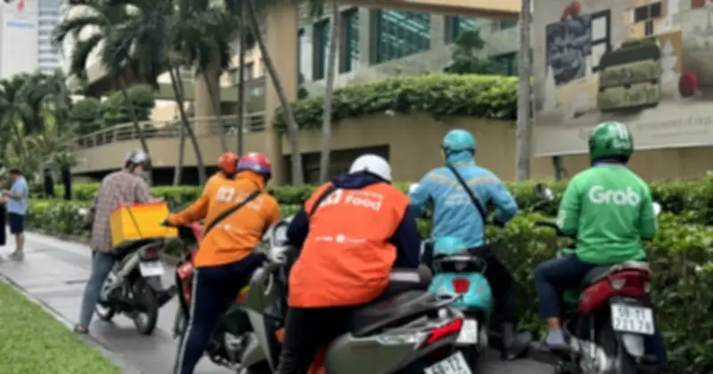 Grab triển khai chương trình thưởng cho tài xế xe xăng trên toàn quốc từ 11-17/3/2026