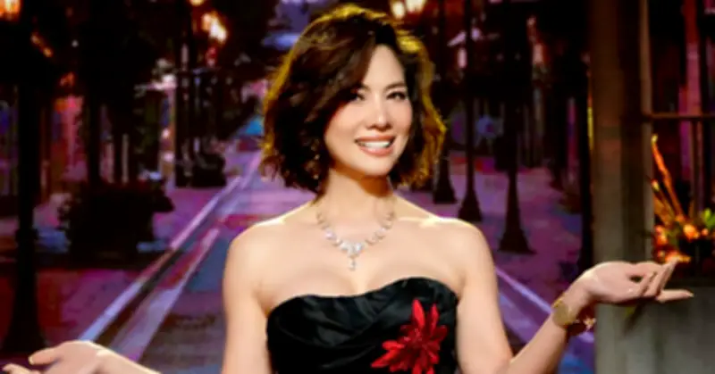 Hồ Lệ Thu ở tuổi 53: Nhan sắc 'lão hóa ngược', sống tích cực và gắn bó với thiện nguyện