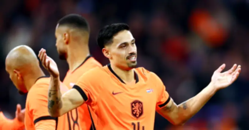 Hà Lan đánh bại Na Uy 2-1 trong trận giao hữu bóng đá quốc tế