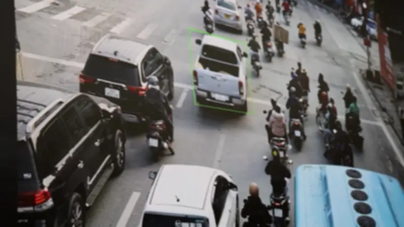 Hà Nội: Camera AI tiếp tục phát hiện hơn 1.800 vi phạm giao thông