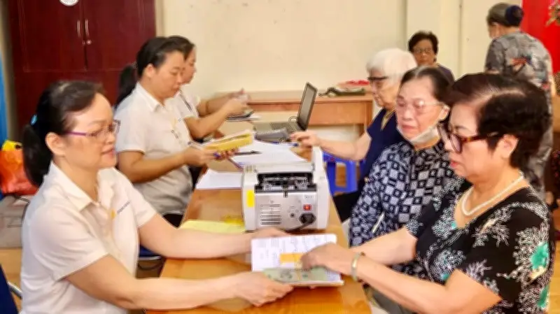 Hà Nội Chi Trả Hơn 8.300 Tỷ Đồng Lương Hưu Dịp Tết 2026, Tỷ Lệ Qua Tài Khoản Đạt 99,55%