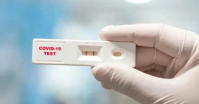 Hà Nội ghi nhận 29 ca COVID-19 từ đầu năm, cảnh báo biến thể BA.3.2 'Ve sầu'