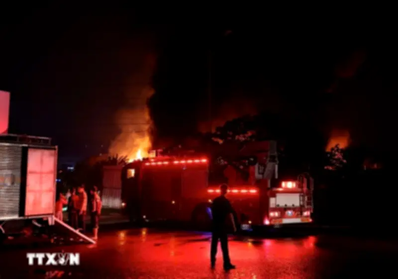 Hà Nội: Hỏa hoạn tại kho xưởng Thanh Liệt, một người tử vong