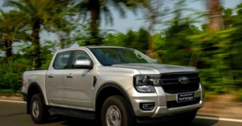 Hà Nội: Hơn 90% xe bán tải có thể bị cấm lưu thông giờ cao điểm do quy định mới